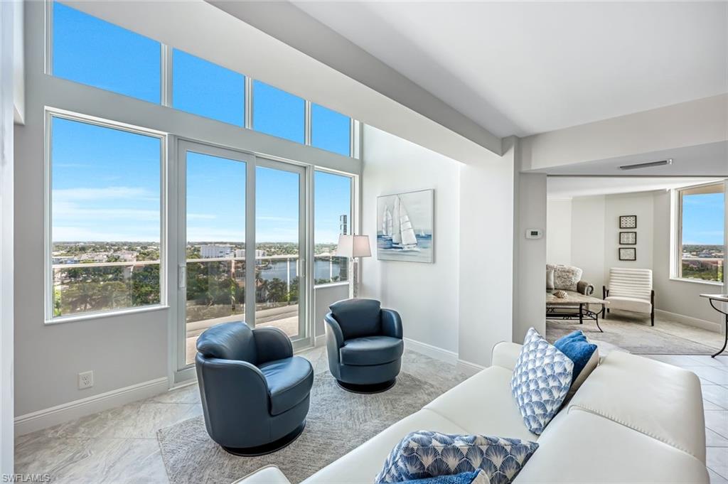 SAVOY - Residential Lease