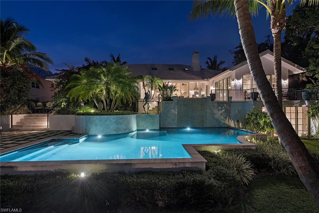 AQUALANE SHORES - Residential