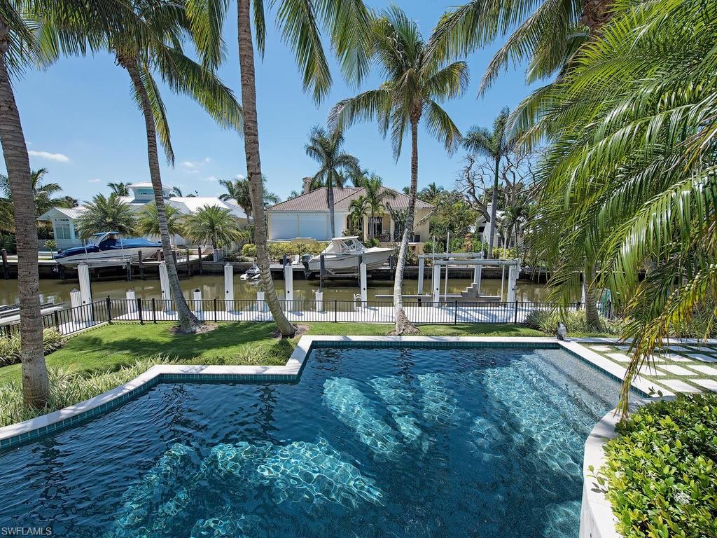 AQUALANE SHORES - Residential