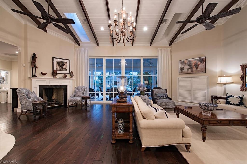 AQUALANE SHORES - Residential