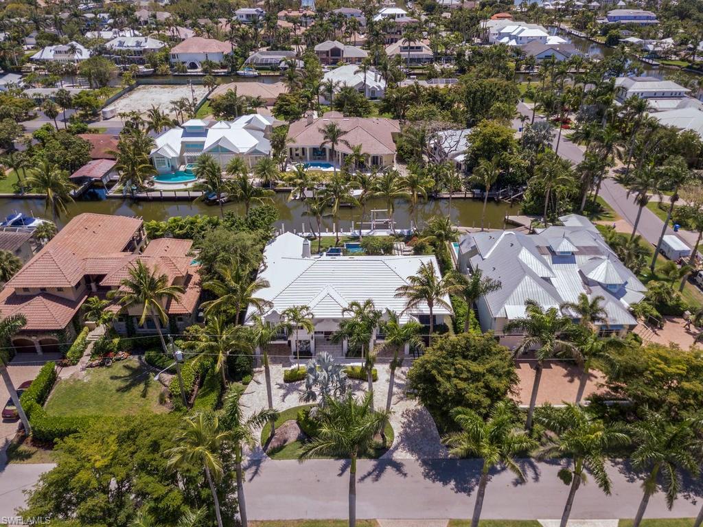 AQUALANE SHORES - Residential