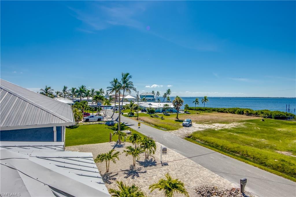 PINE ISLAND SHORES UNIT 2 - Residential