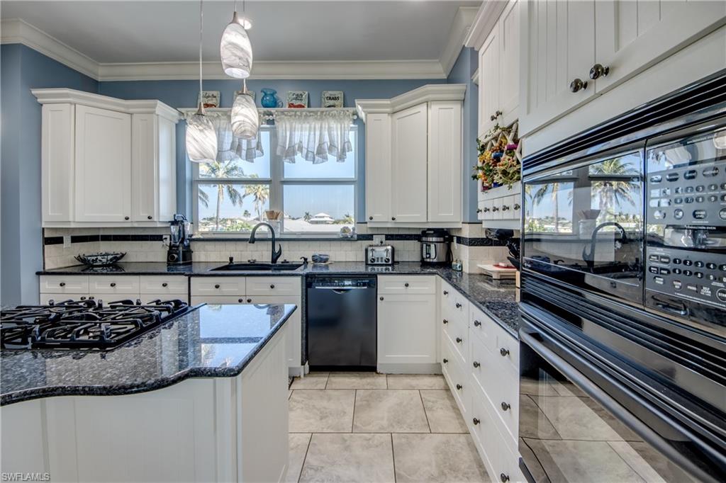 PINE ISLAND SHORES UNIT 2 - Residential