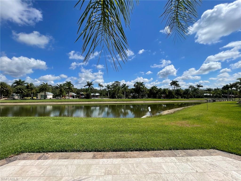 RIVERBEND MOTORCOACH RESORT - Land