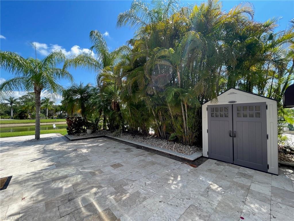 RIVERBEND MOTORCOACH RESORT - Land