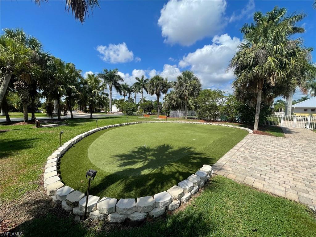 RIVERBEND MOTORCOACH RESORT - Land