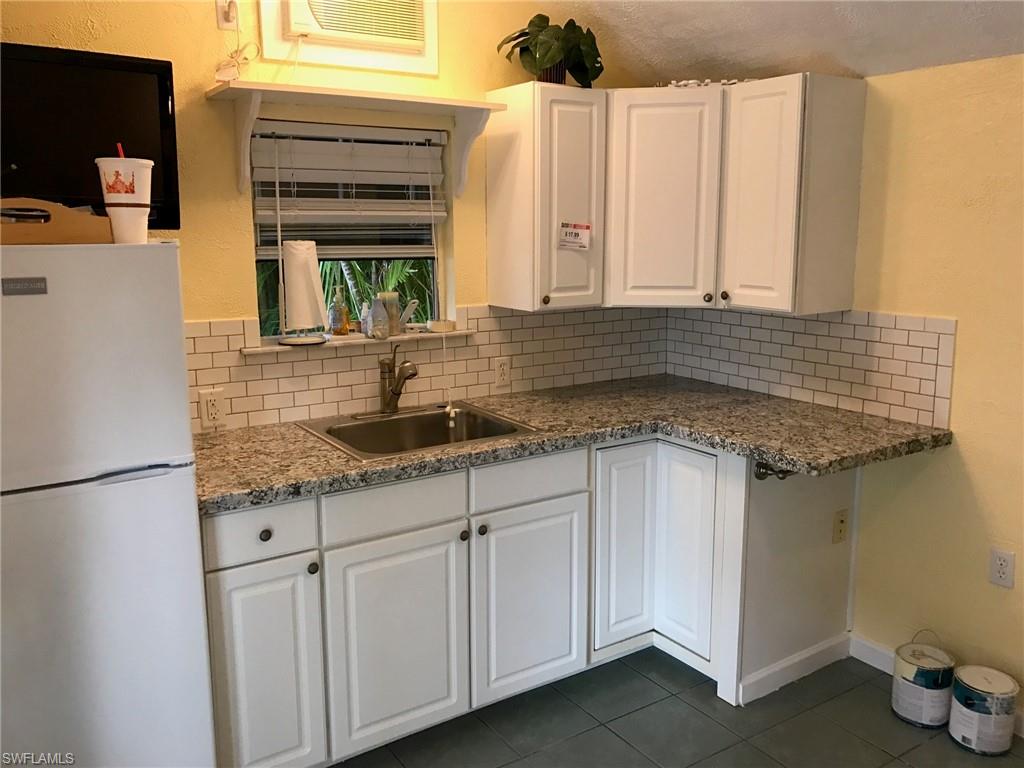 RIVERBEND MOTORCOACH RESORT - Land