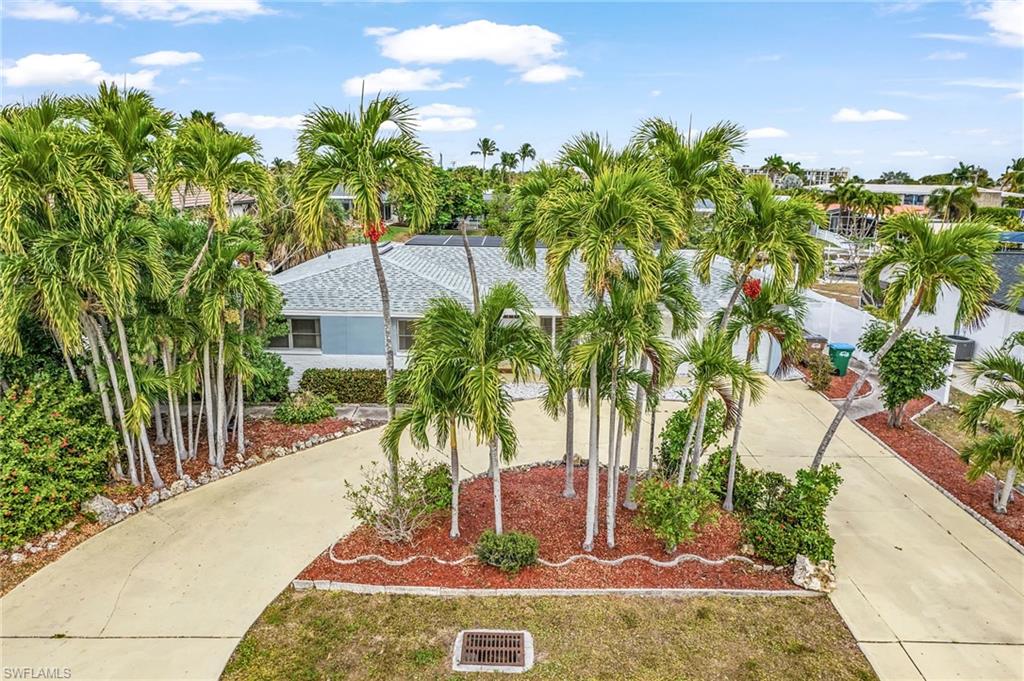 YACHT CLUB - Residential