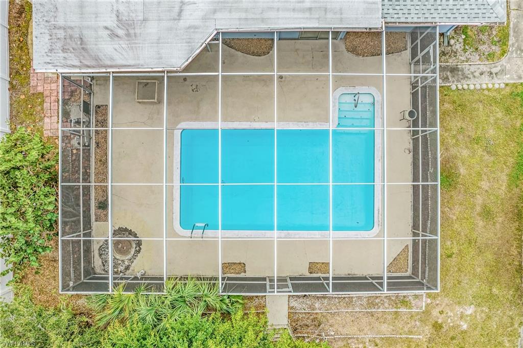 YACHT CLUB - Residential