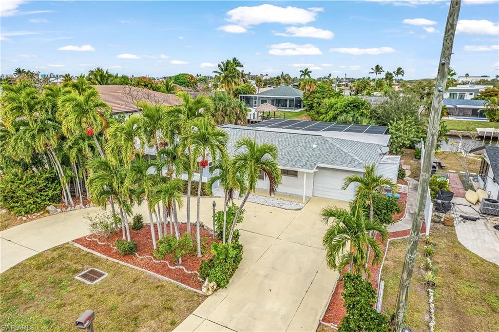 YACHT CLUB - Residential