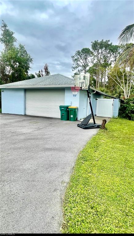 GOLDEN GATE ESTATES - Residential