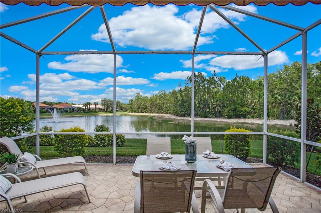 CARLTON LAKES - Residential