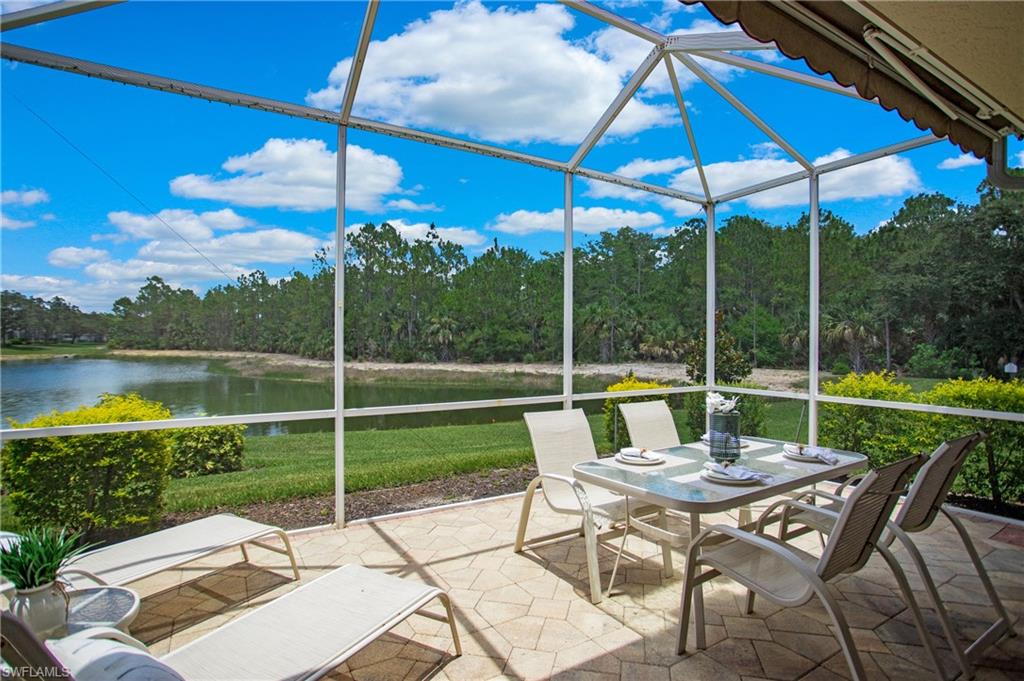 CARLTON LAKES - Residential