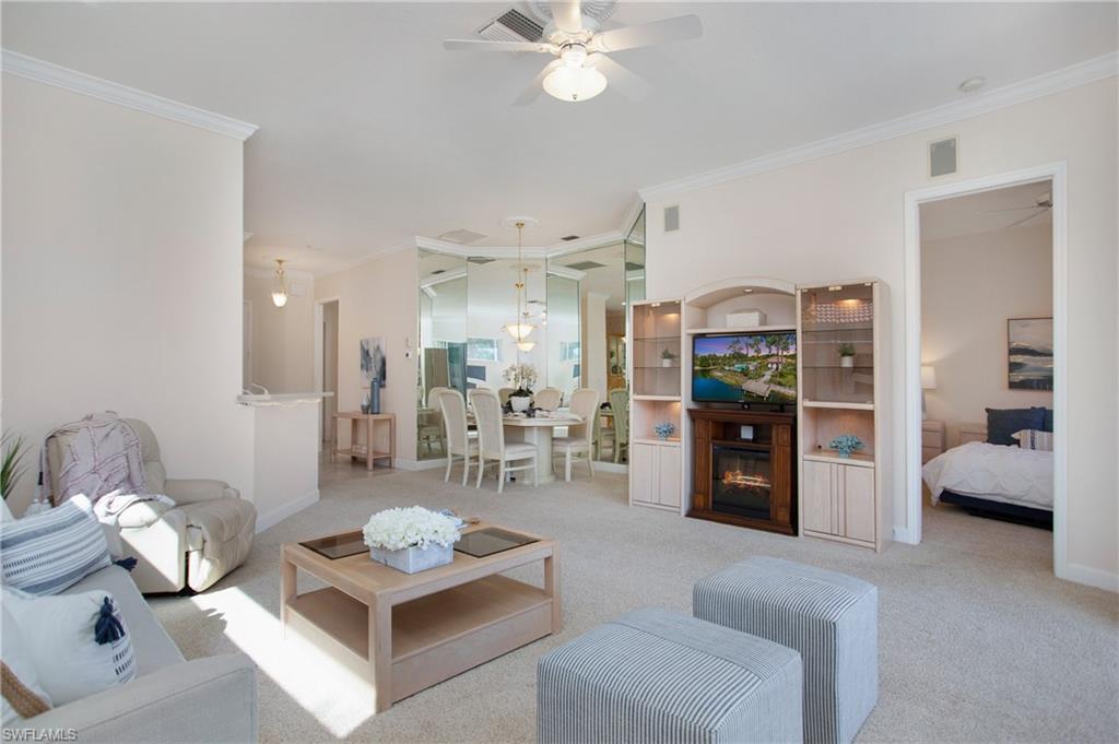 CARLTON LAKES - Residential