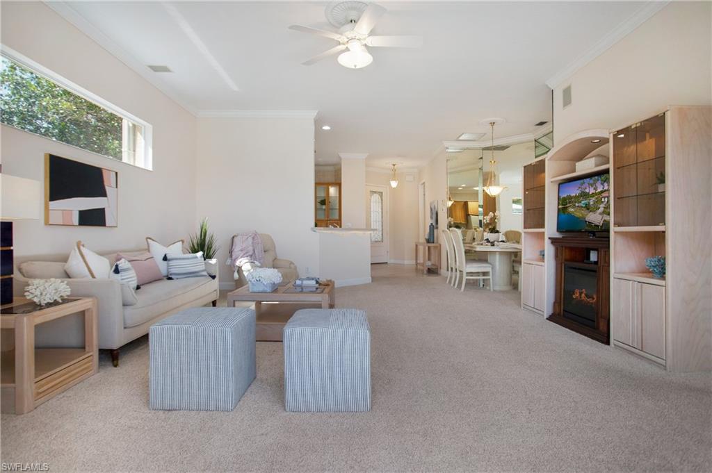 CARLTON LAKES - Residential