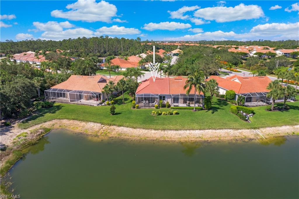 CARLTON LAKES - Residential