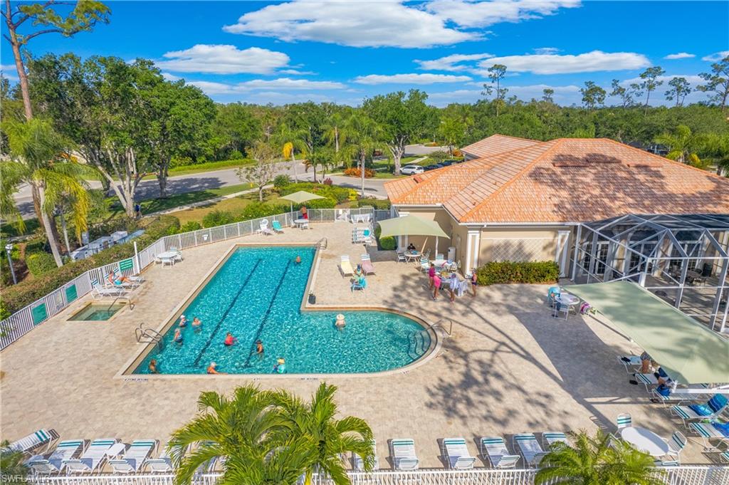 CARLTON LAKES - Residential