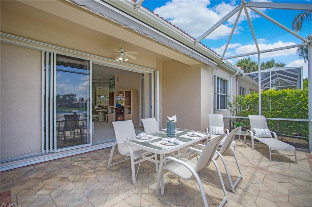 CARLTON LAKES - Residential