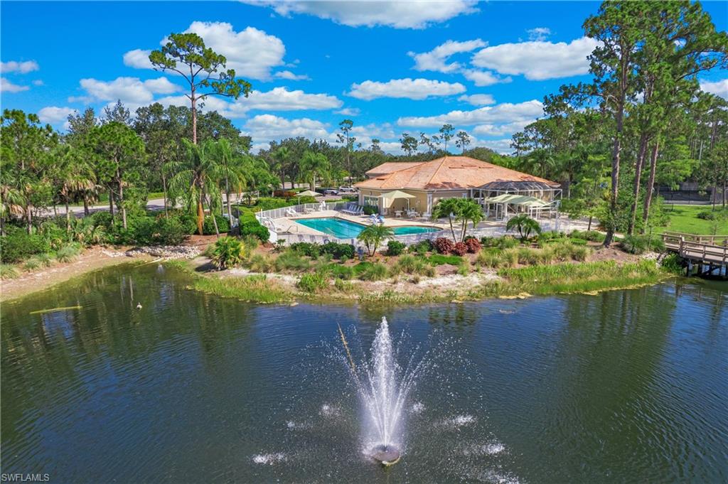 CARLTON LAKES - Residential