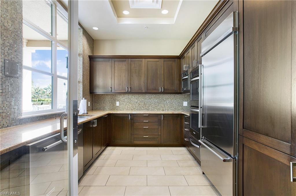 THE STRADA - Residential Lease