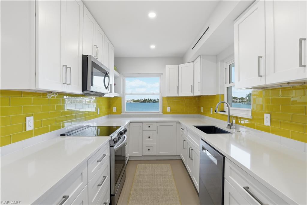 HARBORSIDE GARDENS - Residential