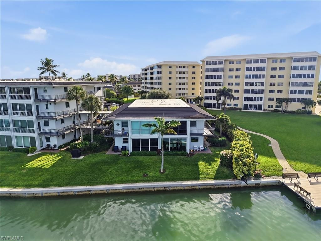 Photo of 3400 Gulf Shore BLVD N #O1, NAPLES, FL 34103 (MLS # 226000563)