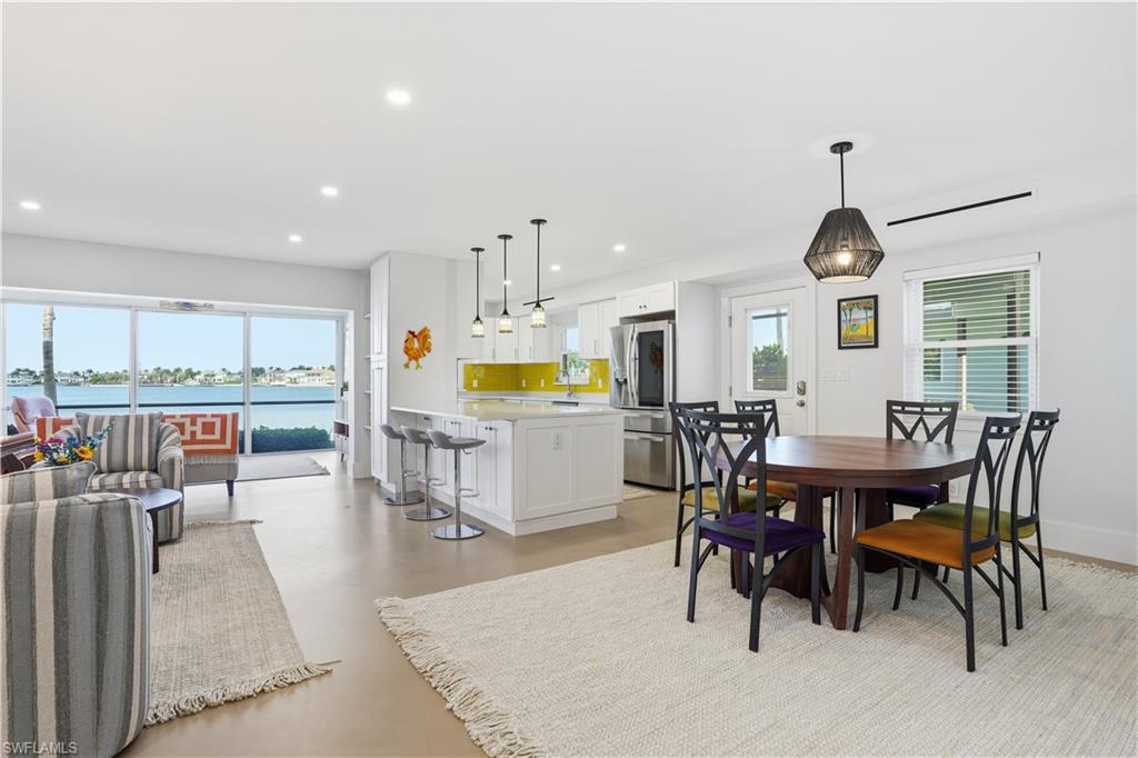 HARBORSIDE GARDENS - Residential