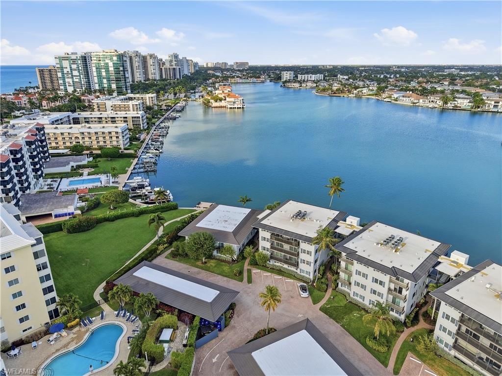 HARBORSIDE GARDENS - Residential