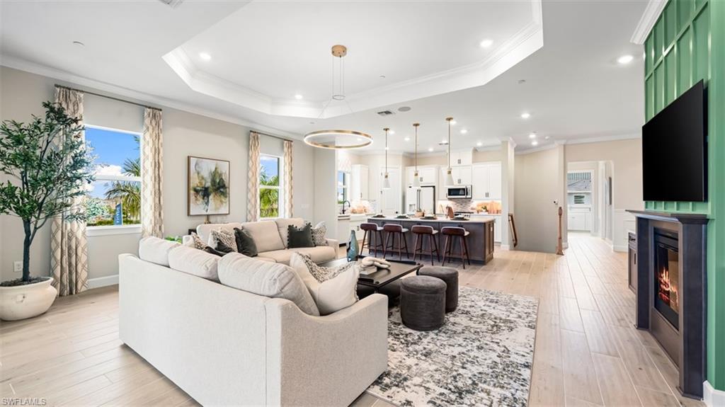 ESPLANADE BY THE ISLANDS - Residential