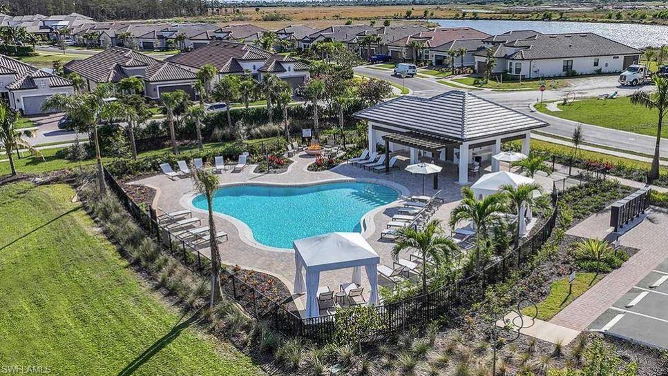 ESPLANADE BY THE ISLANDS - Residential