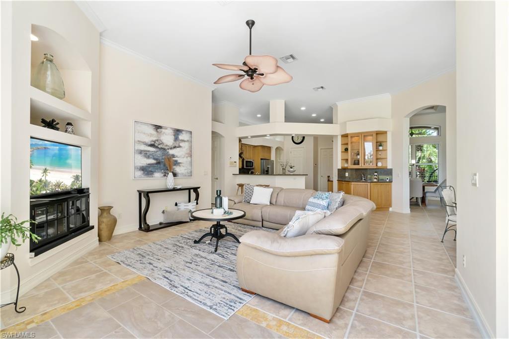 WILSHIRE LAKES - Residential