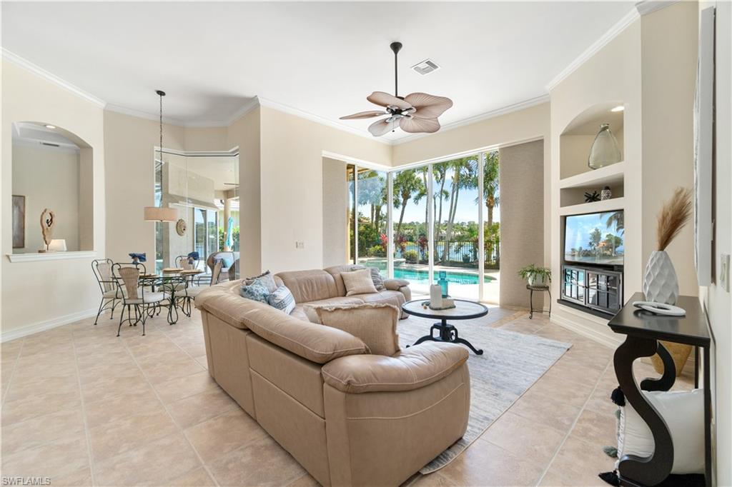 WILSHIRE LAKES - Residential