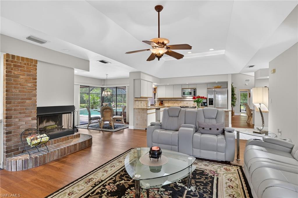 OAKMONT - Residential