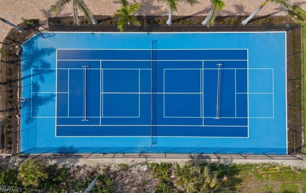 SANDALFOOT CONDOMINIUM - Residential