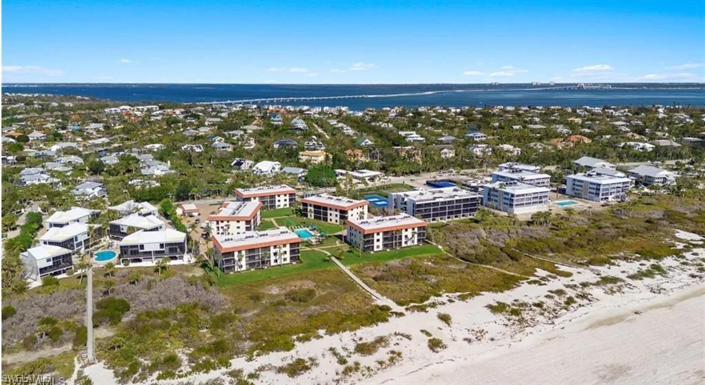 SANDALFOOT CONDOMINIUM - Residential