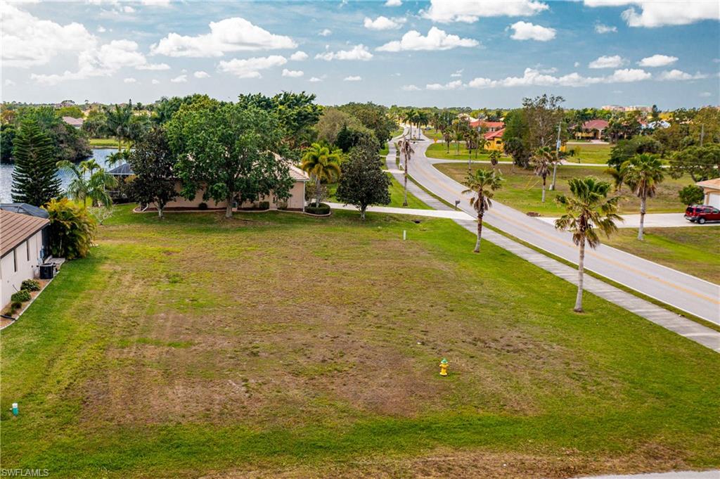 BURNT STORE LAKES - Land