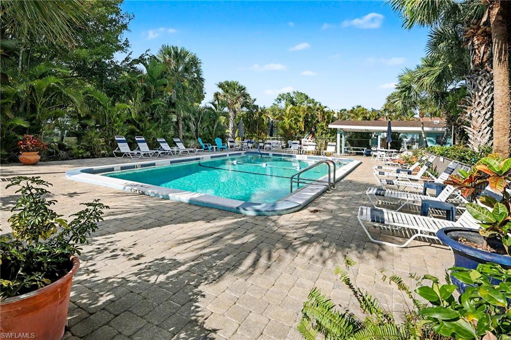 GLADIOLUS GARDENS CONDO ASSN - Residential