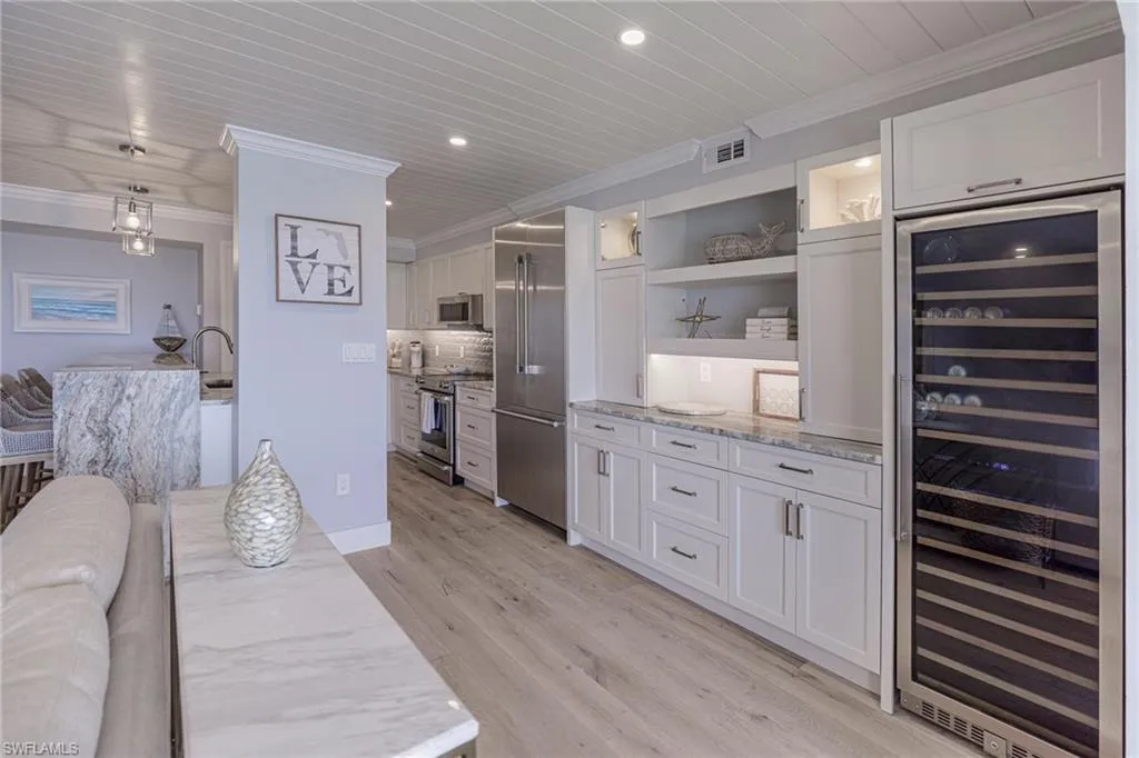 Naples, Florida 34103, United States, 2 Bedrooms Bedrooms, ,2 BathroomsBathrooms,Residential,Active,133446