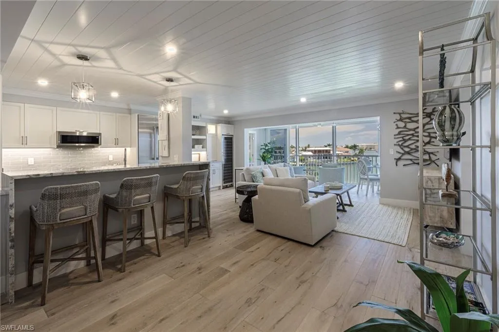 Naples, Florida 34103, United States, 2 Bedrooms Bedrooms, ,2 BathroomsBathrooms,Residential,Active,133446