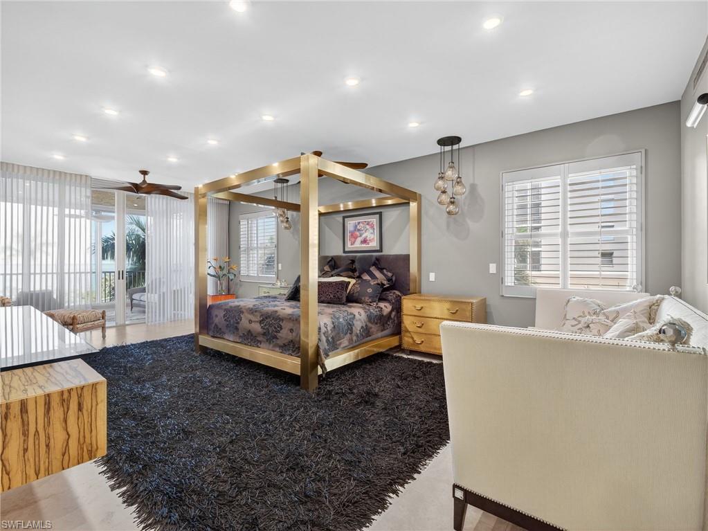 HIDEAWAY BEACH - Residential