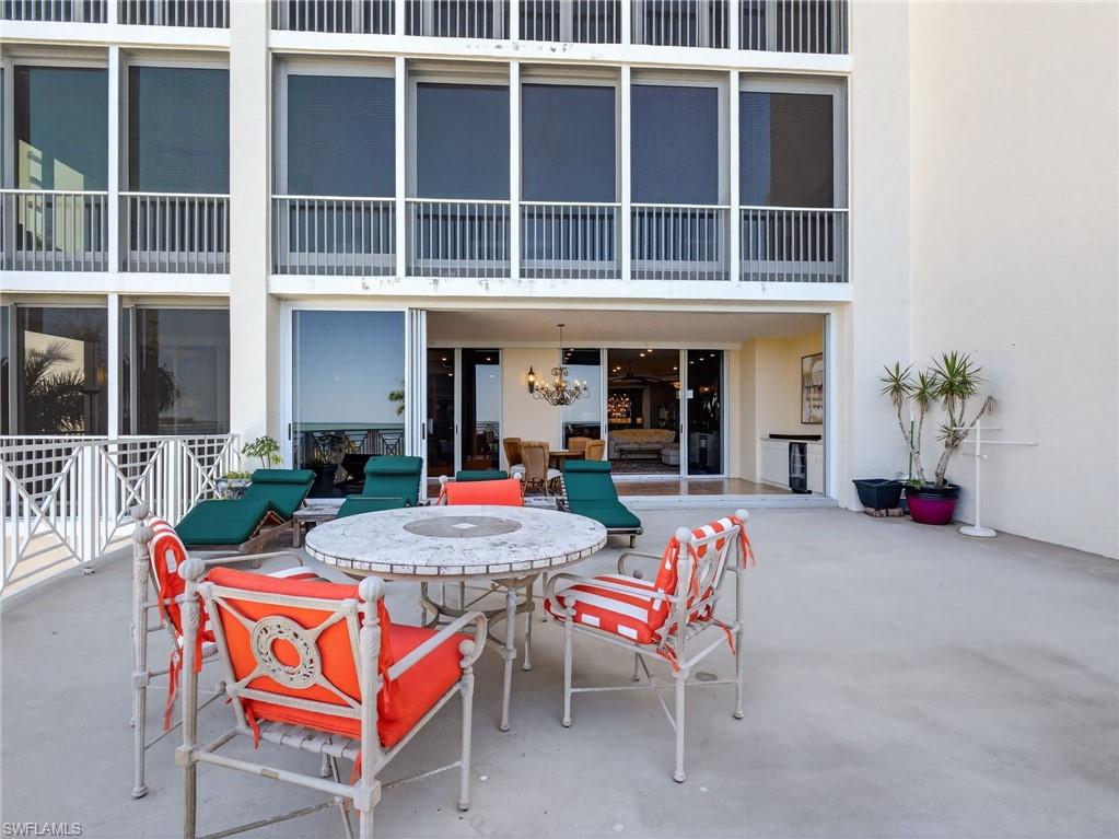 HIDEAWAY BEACH - Residential