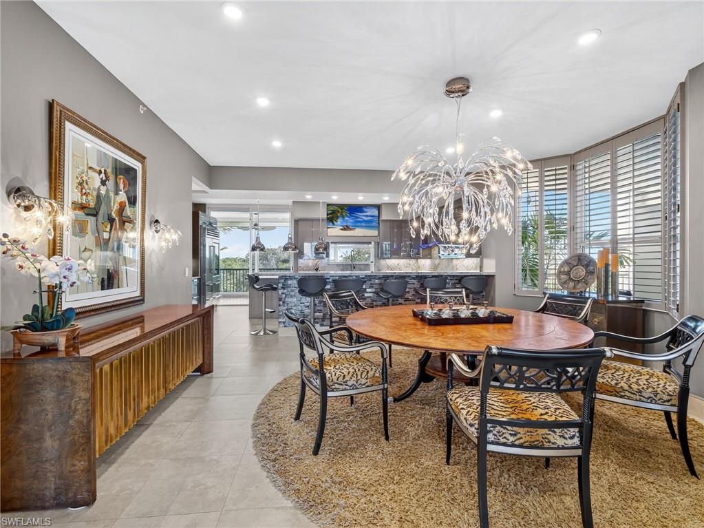 HIDEAWAY BEACH - Residential