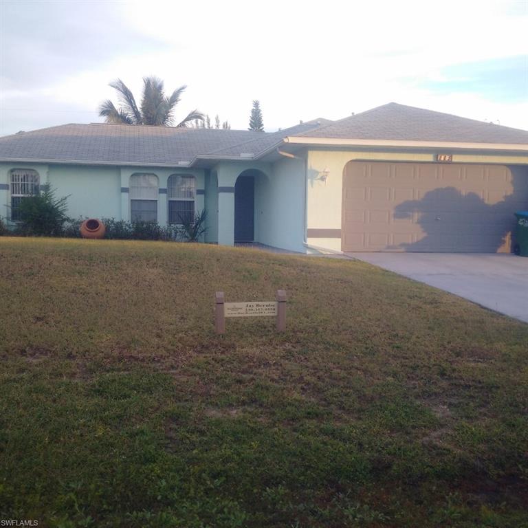 CAPE CORAL - Residential