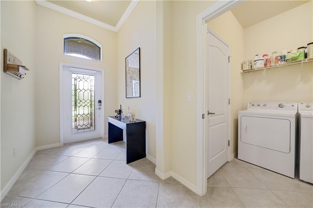 PROMENADE WEST - Residential