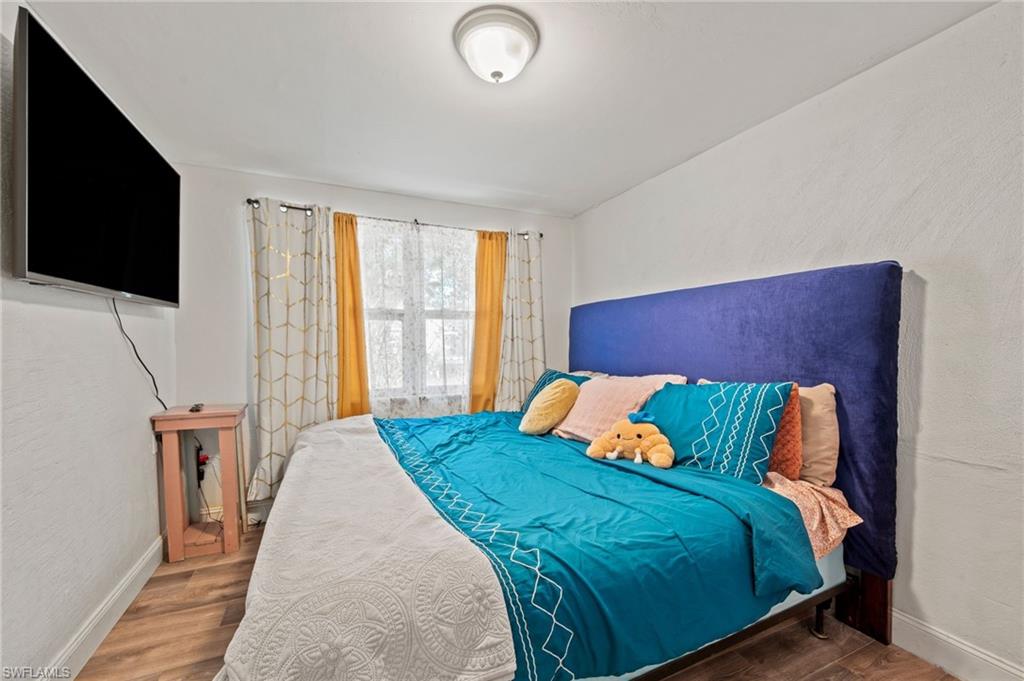 RUSSELL PARK - Residential