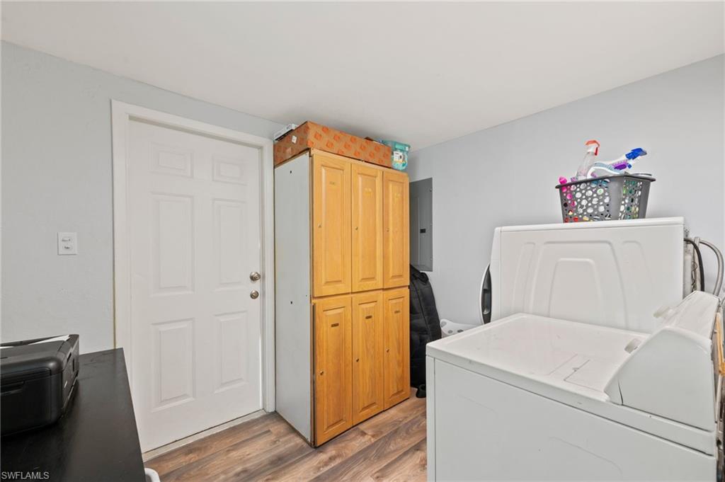 RUSSELL PARK - Residential