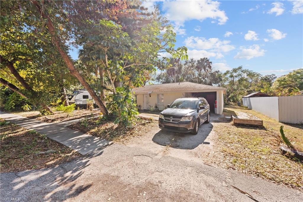 RUSSELL PARK - Residential