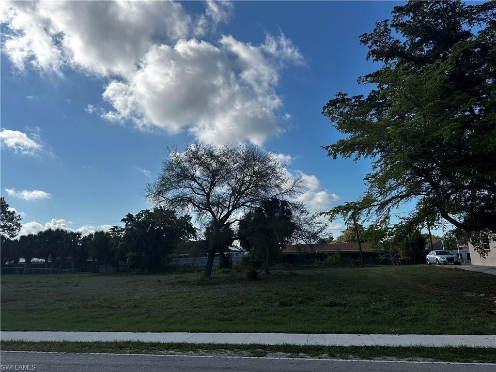 GOLDEN GATE CITY - Land