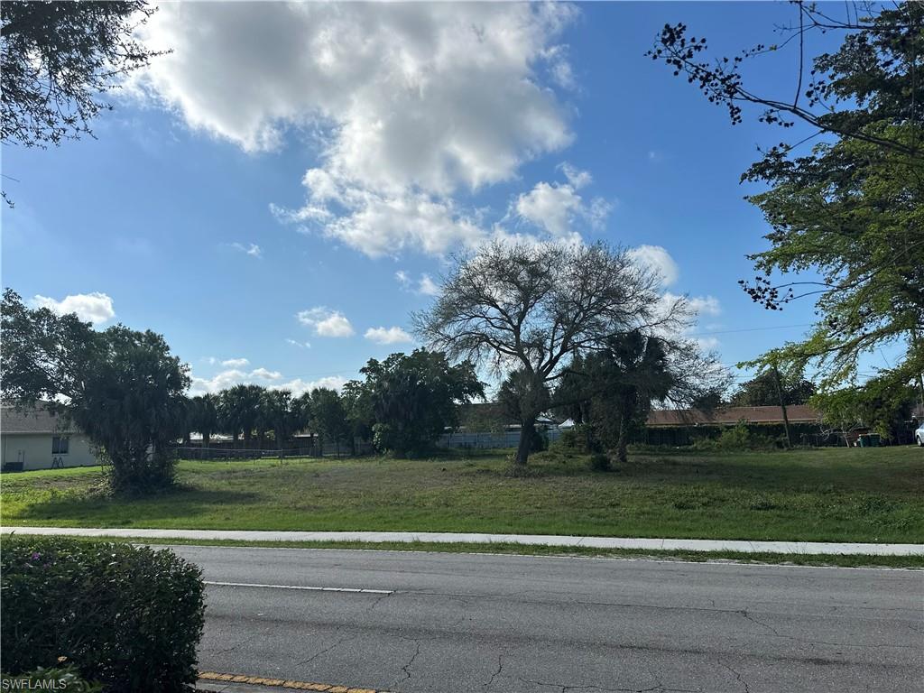 GOLDEN GATE CITY - Land