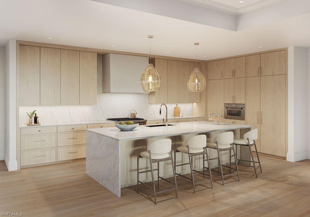 2020 GULF SHORE BLVD N UNIT 201E